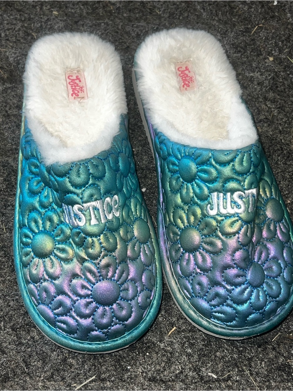 Justice Girls’ Faux Fur Slippers – Iridescent Floral – Size 4–5 - Picture 2 of 5